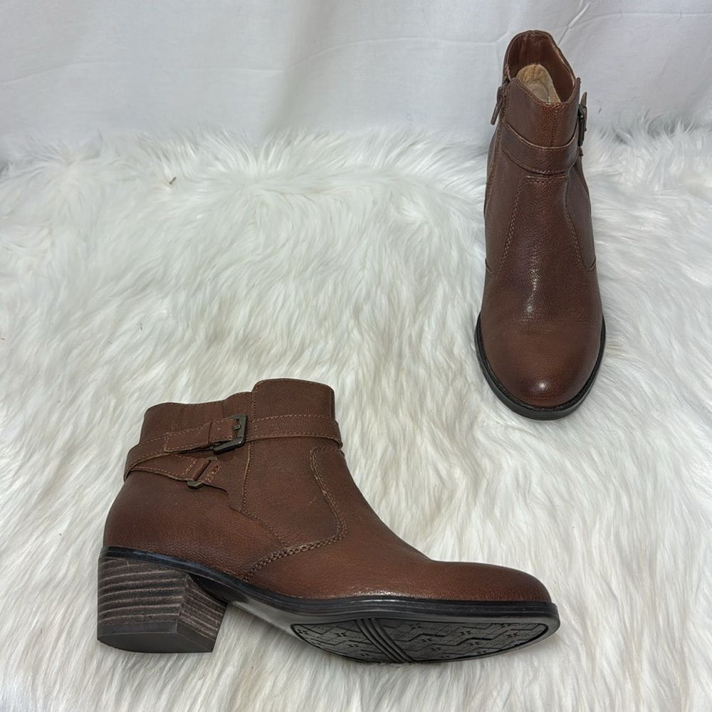 Naturalizer NWOT Zakira Brown Leather Strappy Ankle Boots Sz 8‎
